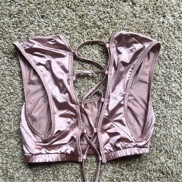 UO Metallic Top w Lace up Back - Picture 3 of 5